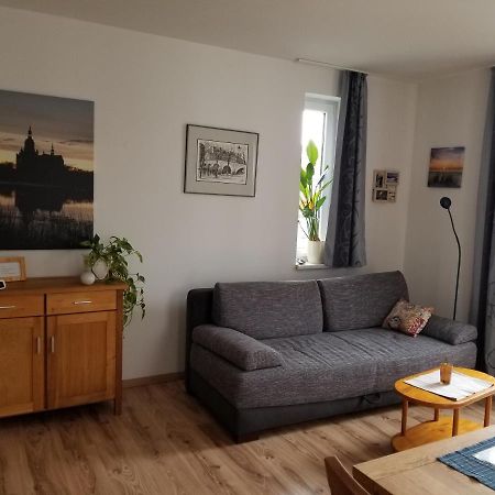 Altstadt Ferienwohnung Stralsund Mit Parkplatz Extérieur photo